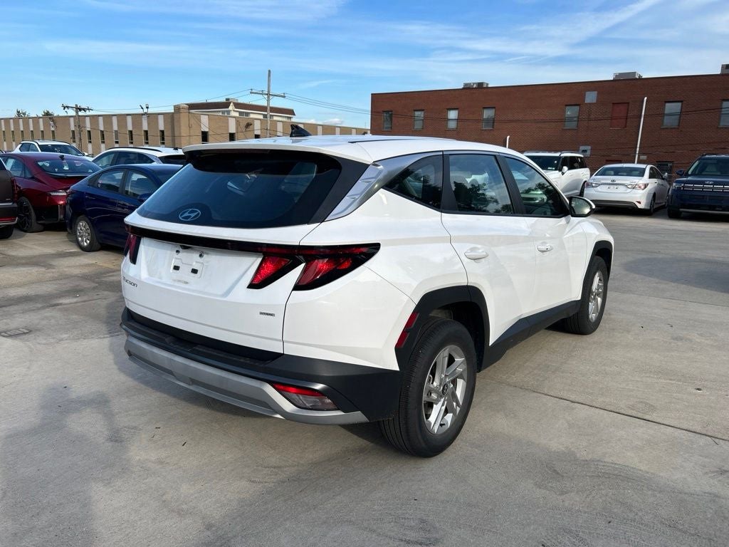 2025 Hyundai Tucson SE