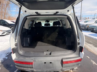 2025 Hyundai Santa Fe SE