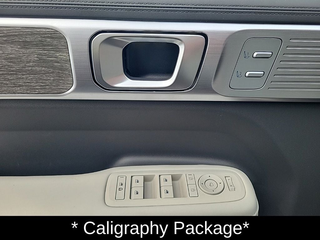 2025 Hyundai Santa Fe Calligraphy