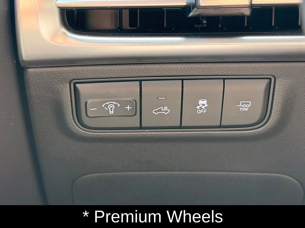 2025 Hyundai Santa Cruz Limited
