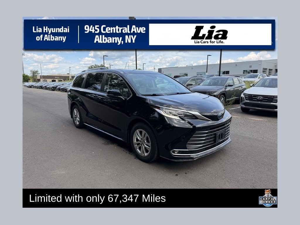 2022 Toyota Sienna Limited 7 Passenger
