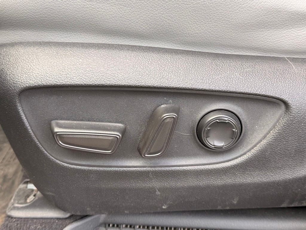 2022 Toyota Sienna Limited 7 Passenger