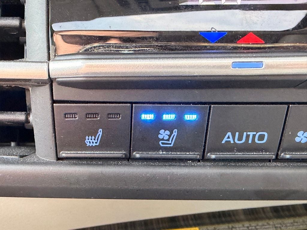 2022 Toyota Sienna Limited 7 Passenger