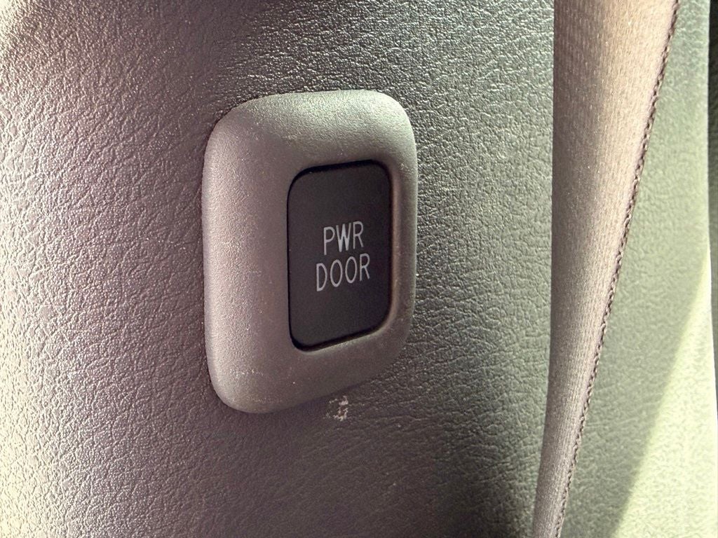 2022 Toyota Sienna Limited 7 Passenger