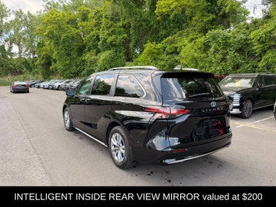 2022 Toyota Sienna Limited 7 Passenger