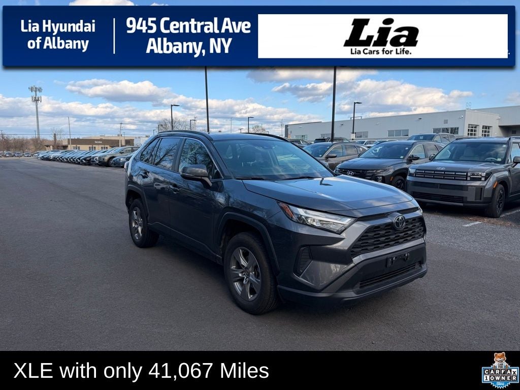 2023 Toyota RAV4 XLE