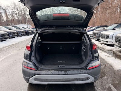 2023 Hyundai Kona SE