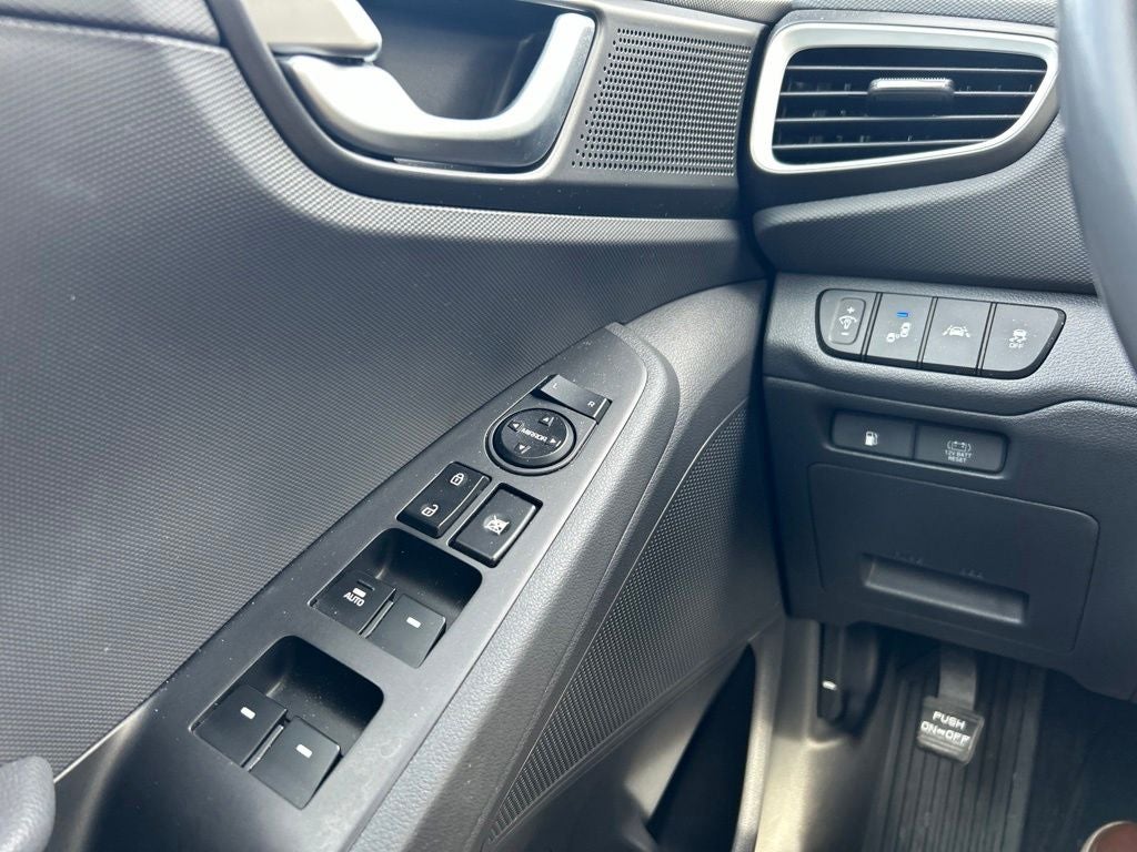 2017 Hyundai Ioniq Hybrid SEL