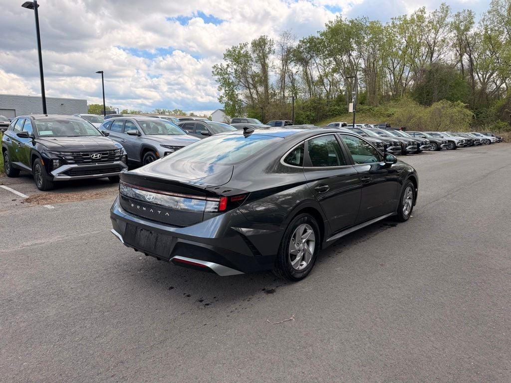 2025 Hyundai Sonata SE