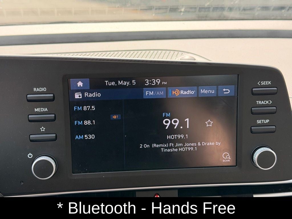 2023 Hyundai Elantra SE