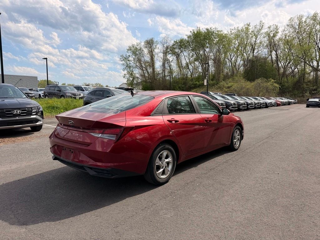 2023 Hyundai Elantra SE