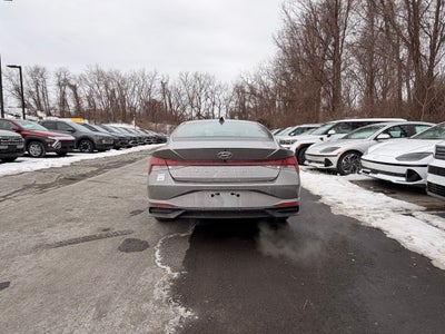 2023 Hyundai Elantra SEL