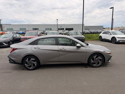 2024 Hyundai Elantra Limited