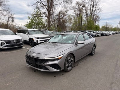 2024 Hyundai Elantra Limited