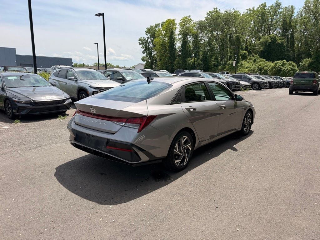 2025 Hyundai Elantra SEL Convenience