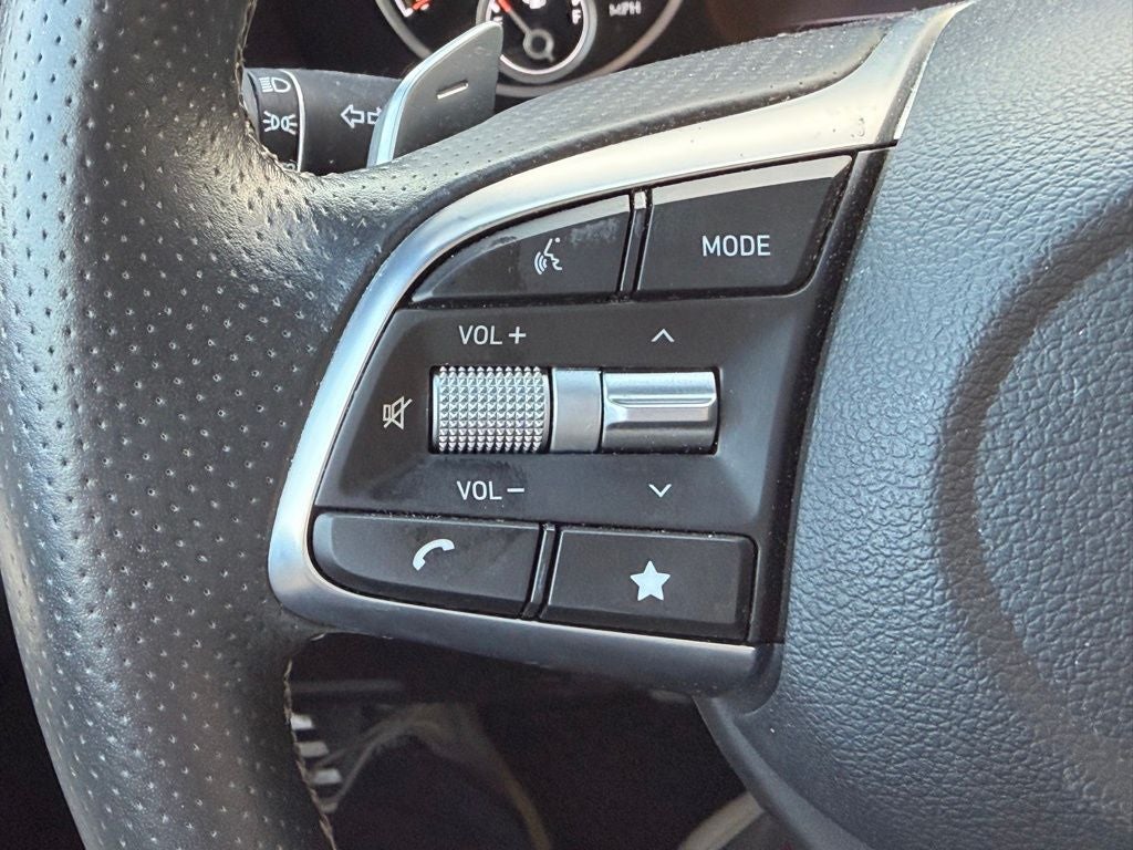 2023 Genesis G70 2.0T Sport Prestige