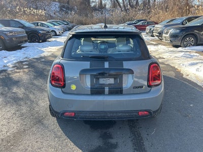 2022 MINI Cooper SE Electric Iconic