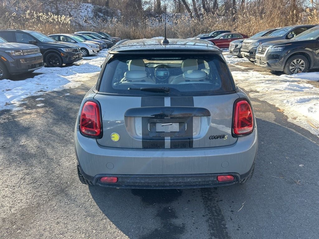 2022 MINI Cooper SE Electric Iconic