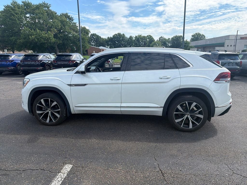 2024 Volkswagen Atlas Cross Sport 2.0T SEL Premium R-Line