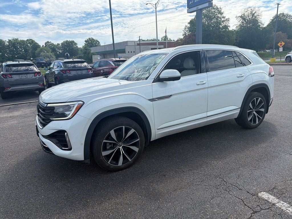 2024 Volkswagen Atlas Cross Sport 2.0T SEL Premium R-Line