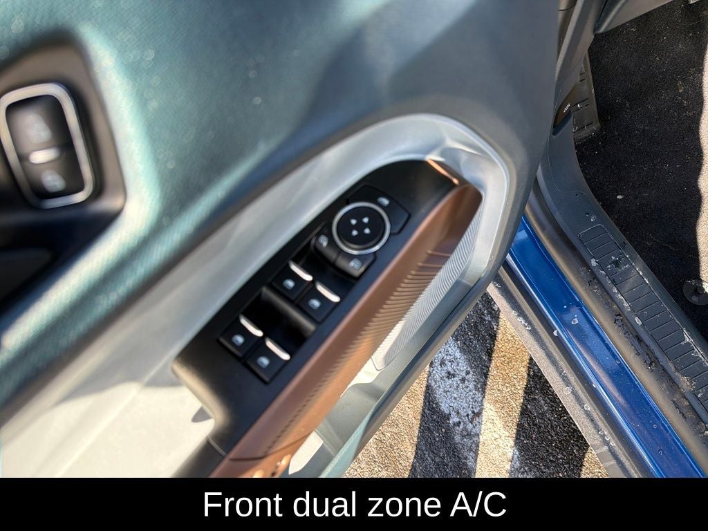 2023 Ford Maverick Lariat