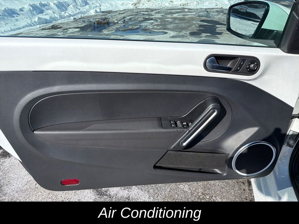 2018 Volkswagen Beetle 2.0T S