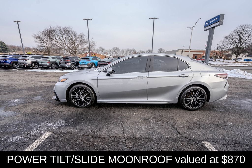 2023 Toyota Camry SE