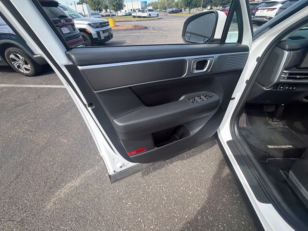 2025 Hyundai Santa Fe SE