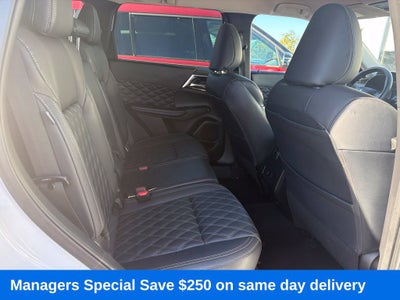 2022 Mitsubishi Outlander SEL