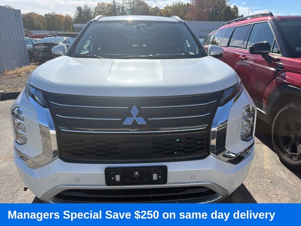 2022 Mitsubishi Outlander SEL