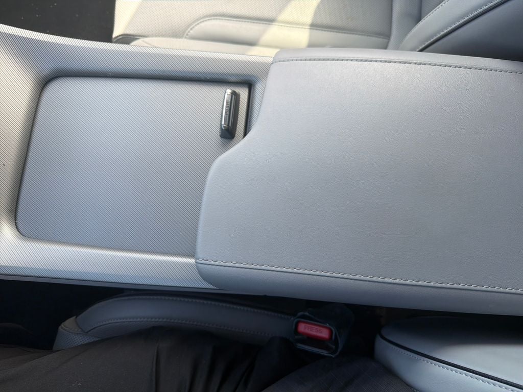2025 Hyundai Palisade SEL Premium 7 Passenger