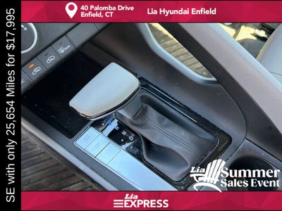 2024 Hyundai Elantra SE