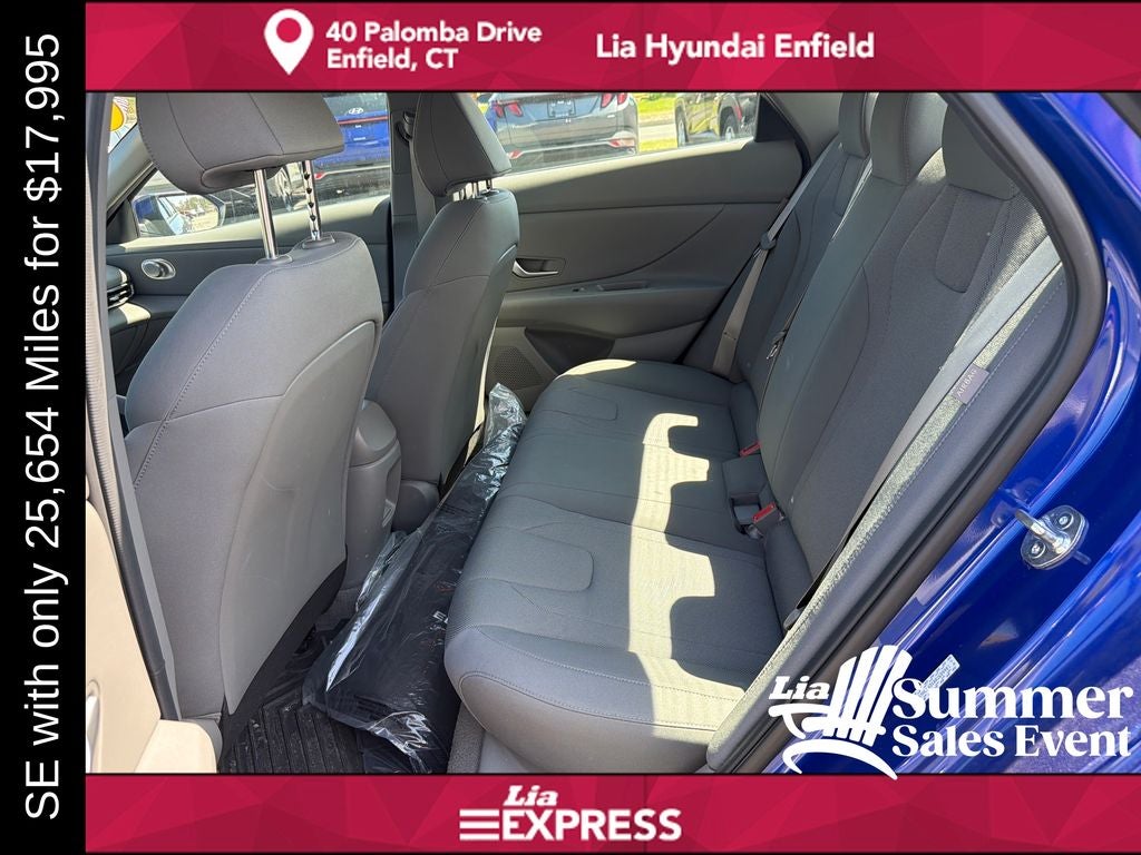 2024 Hyundai Elantra SE