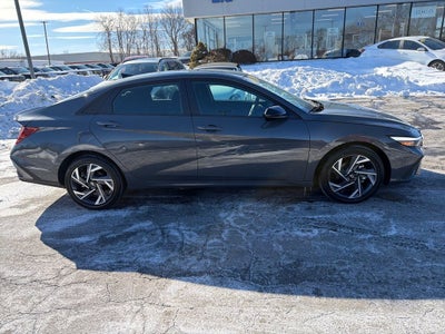 2025 Hyundai Elantra Hybrid SEL Sport