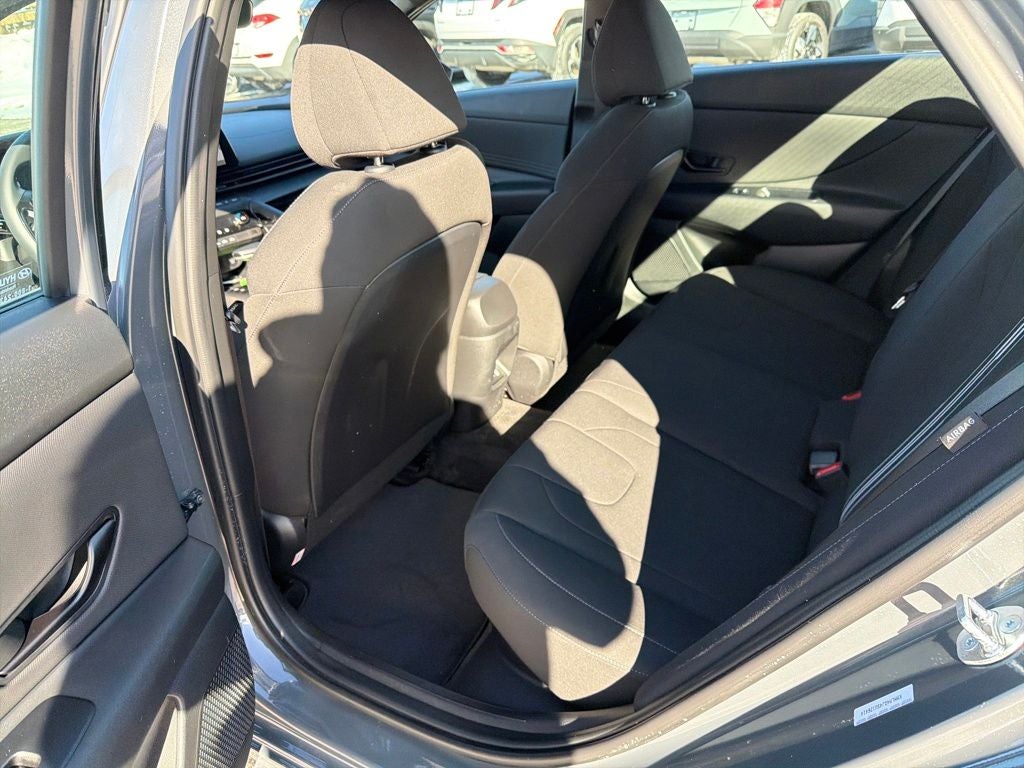 2025 Hyundai Elantra Hybrid SEL Sport