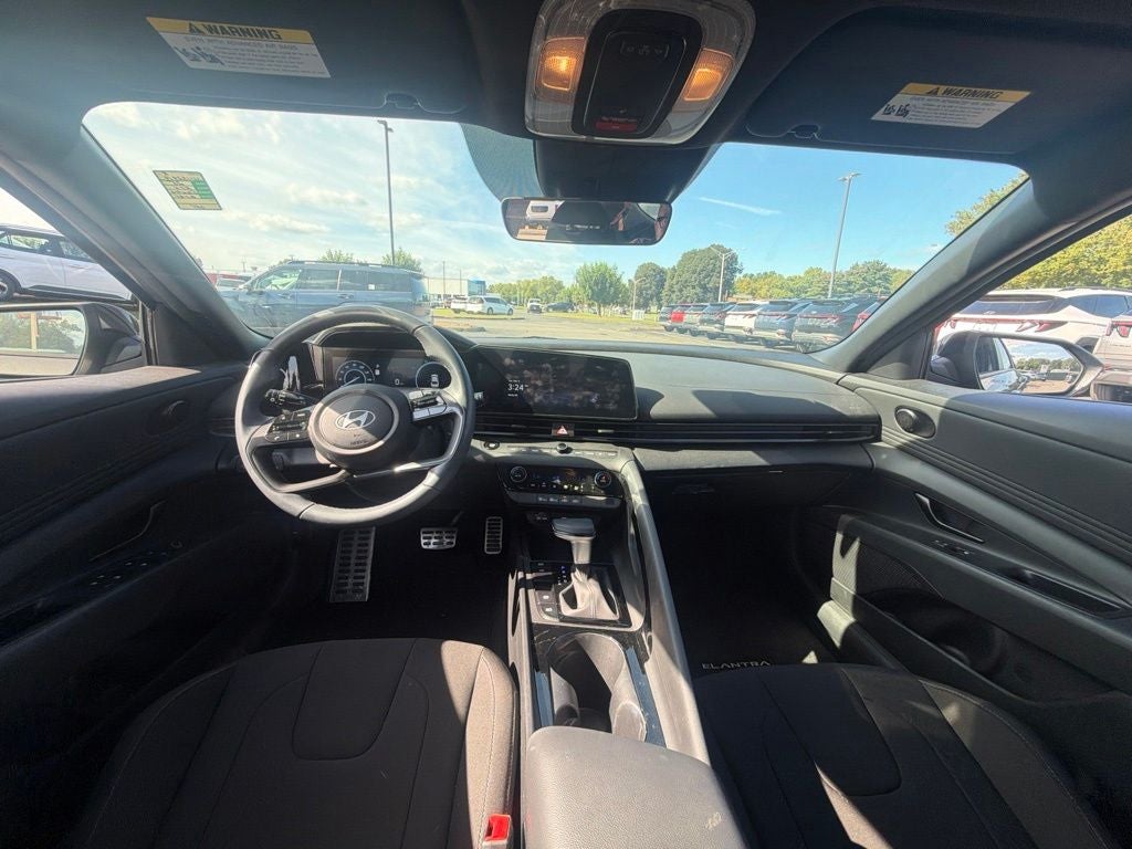 2025 Hyundai Elantra Hybrid SEL Sport