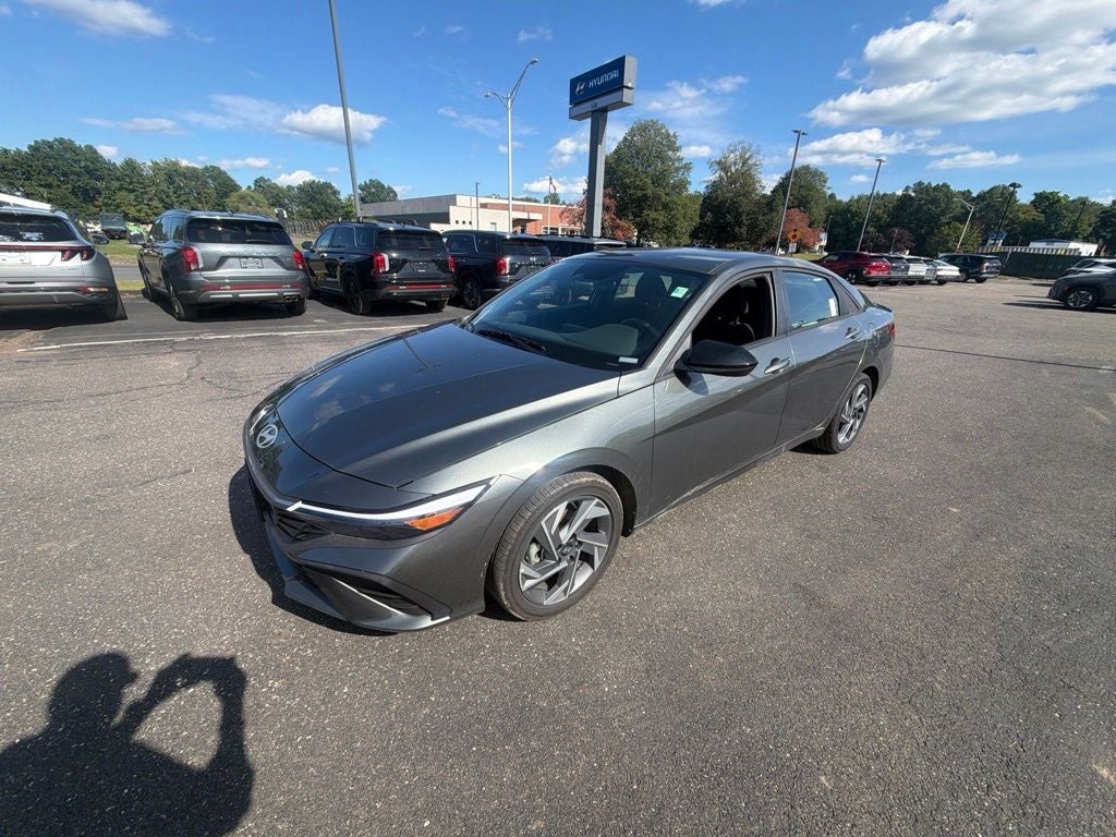 2025 Hyundai Elantra Hybrid SEL Sport