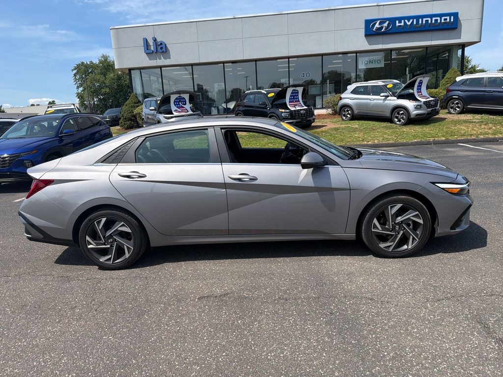 2024 Hyundai Elantra Hybrid Limited