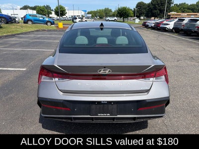 2024 Hyundai Elantra Hybrid Limited