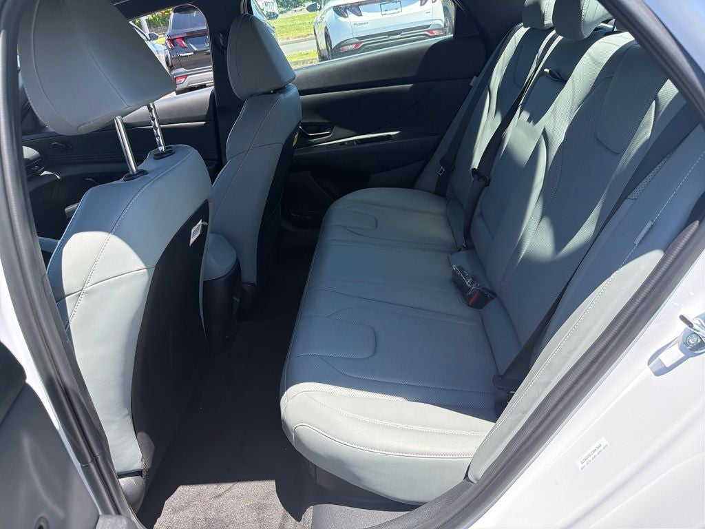2025 Hyundai Elantra Hybrid Limited