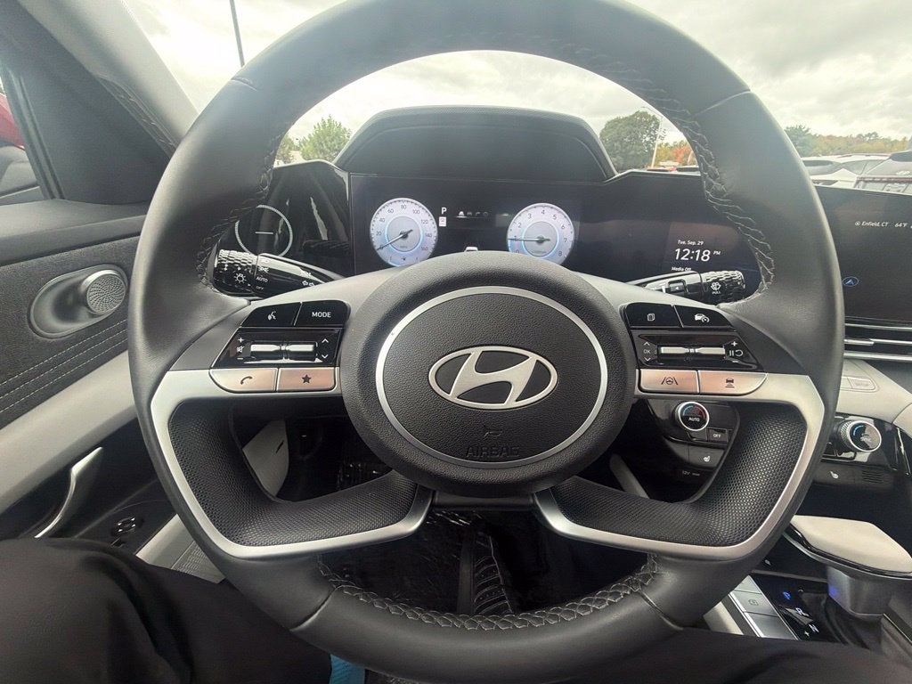 2025 Hyundai Elantra Limited
