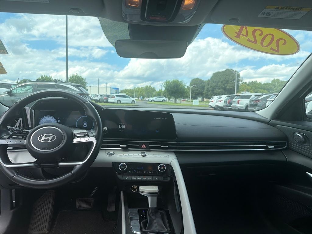 2024 Hyundai Elantra Limited