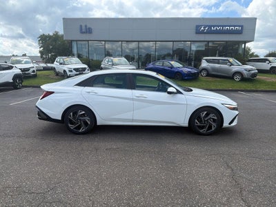 2024 Hyundai Elantra Limited