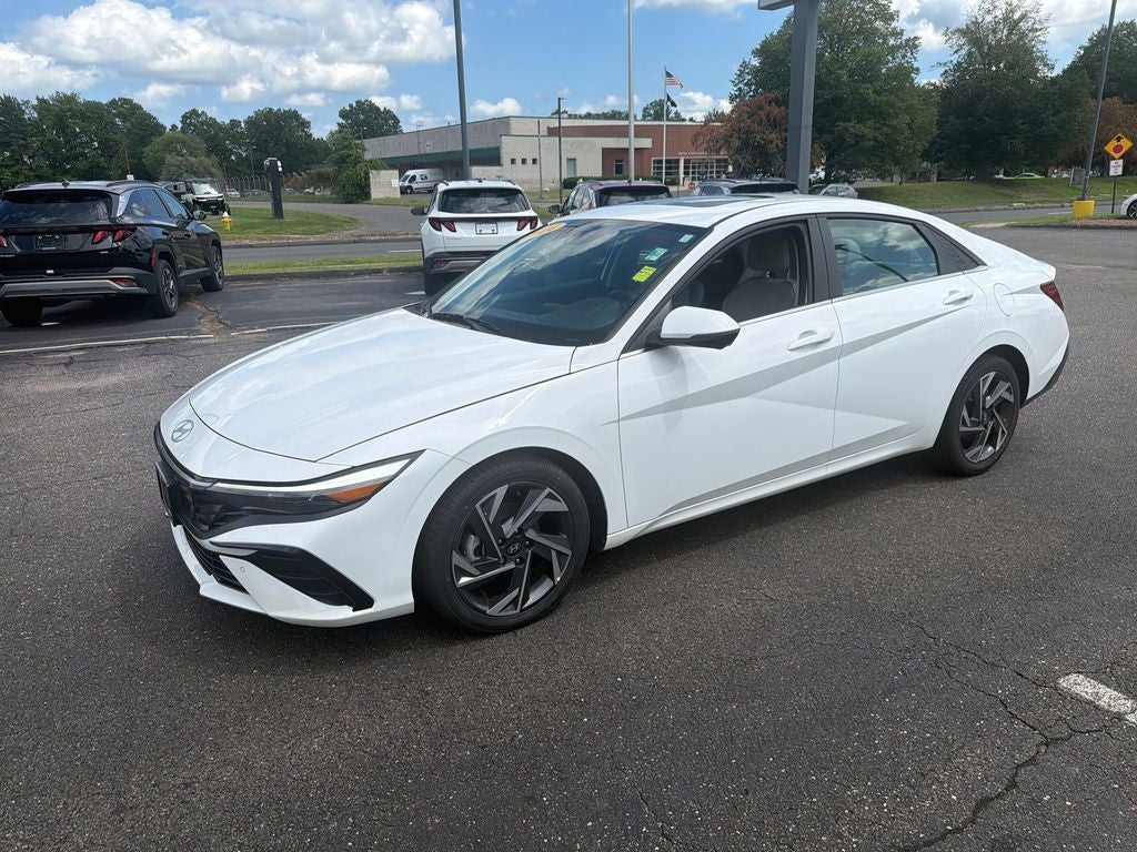 2024 Hyundai Elantra Limited