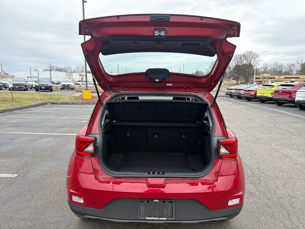 2023 Hyundai Venue SEL