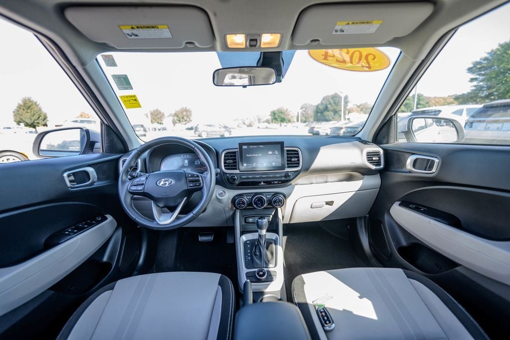 2024 Hyundai Venue SEL
