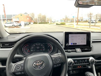 2025 Toyota RAV4 XLE