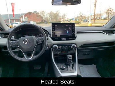 2022 Toyota RAV4 Hybrid XLE