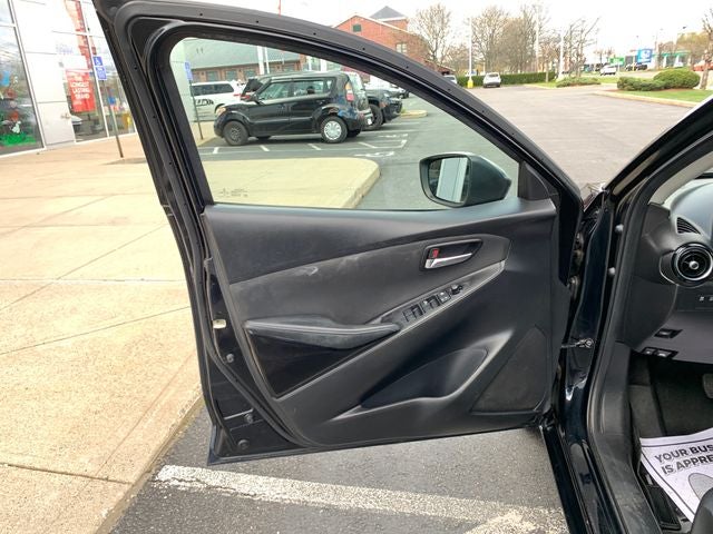 2017 Toyota Yaris iA Base