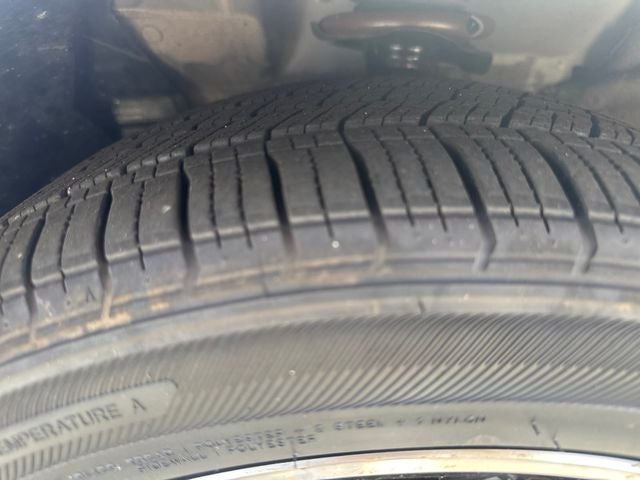 2024 Nissan Versa 1.6 SR